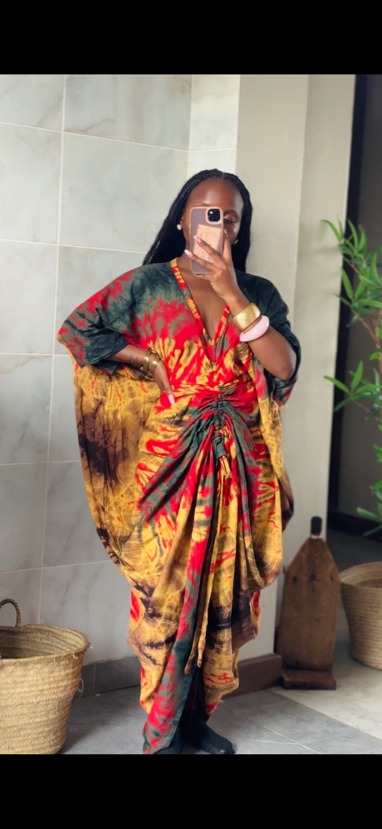 Thee Buche Boubou